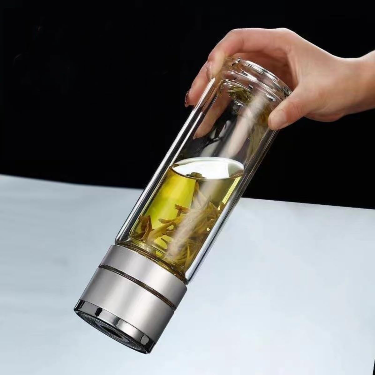 ZMHQLPDZ Tea Infuser Bottle - Double Wall Borosilicate Glass Tea Mug with Stainless Steel Filter - Tea Tumbler with Tea Diffuser - Portable Travel Tea Mug (Silver)