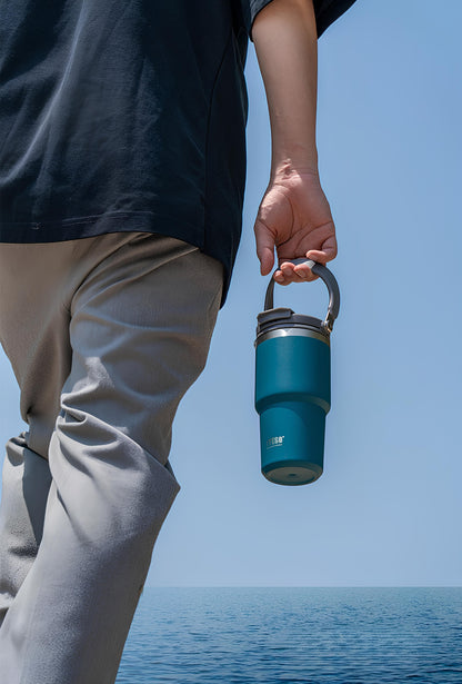 TYESO High-Capacity Travel Tumbler with Folding Handle