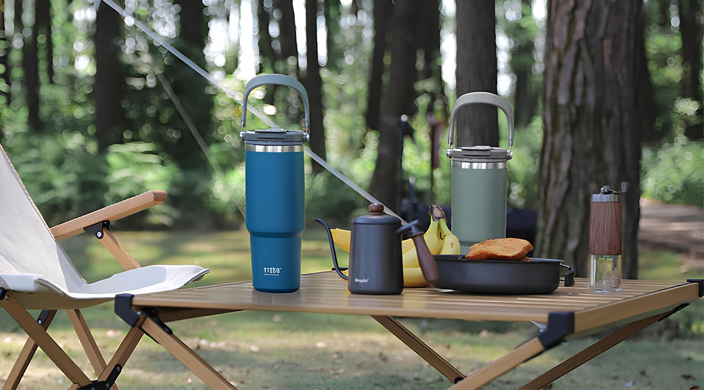 TYESO High-Capacity Travel Tumbler with Folding Handle