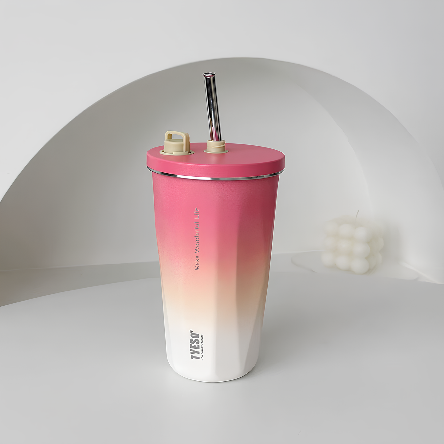 TYESO Vacuum Insulated Coffee Cup with Silicone Strap-600ML