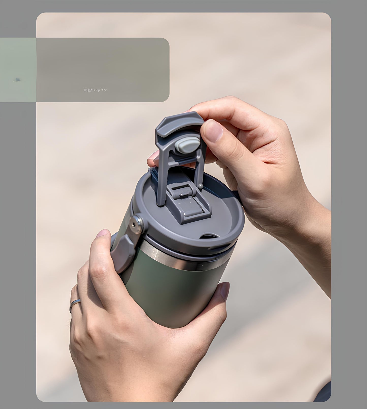 TYESO High-Capacity Travel Tumbler with Folding Handle