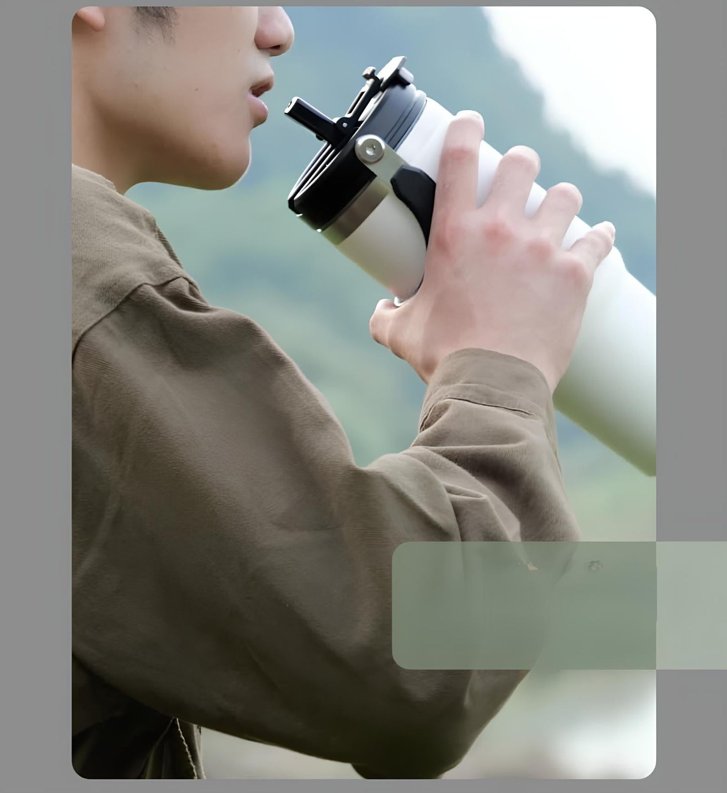TYESO High-Capacity Travel Tumbler with Folding Handle
